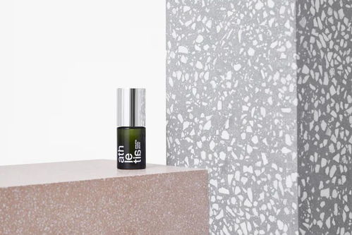 日本知名事務(wù)所用可回收材料打造了一家護膚品店