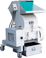 塑料破碎機2.2kw價格 塑料破碎機2.2kw型號規(guī)格